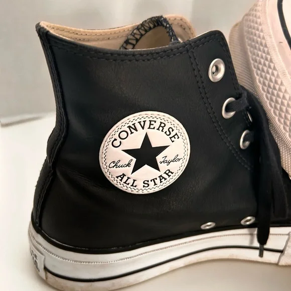 Converse Women's Leather High Top Sneakers Size 9 - Picture 5 of 12